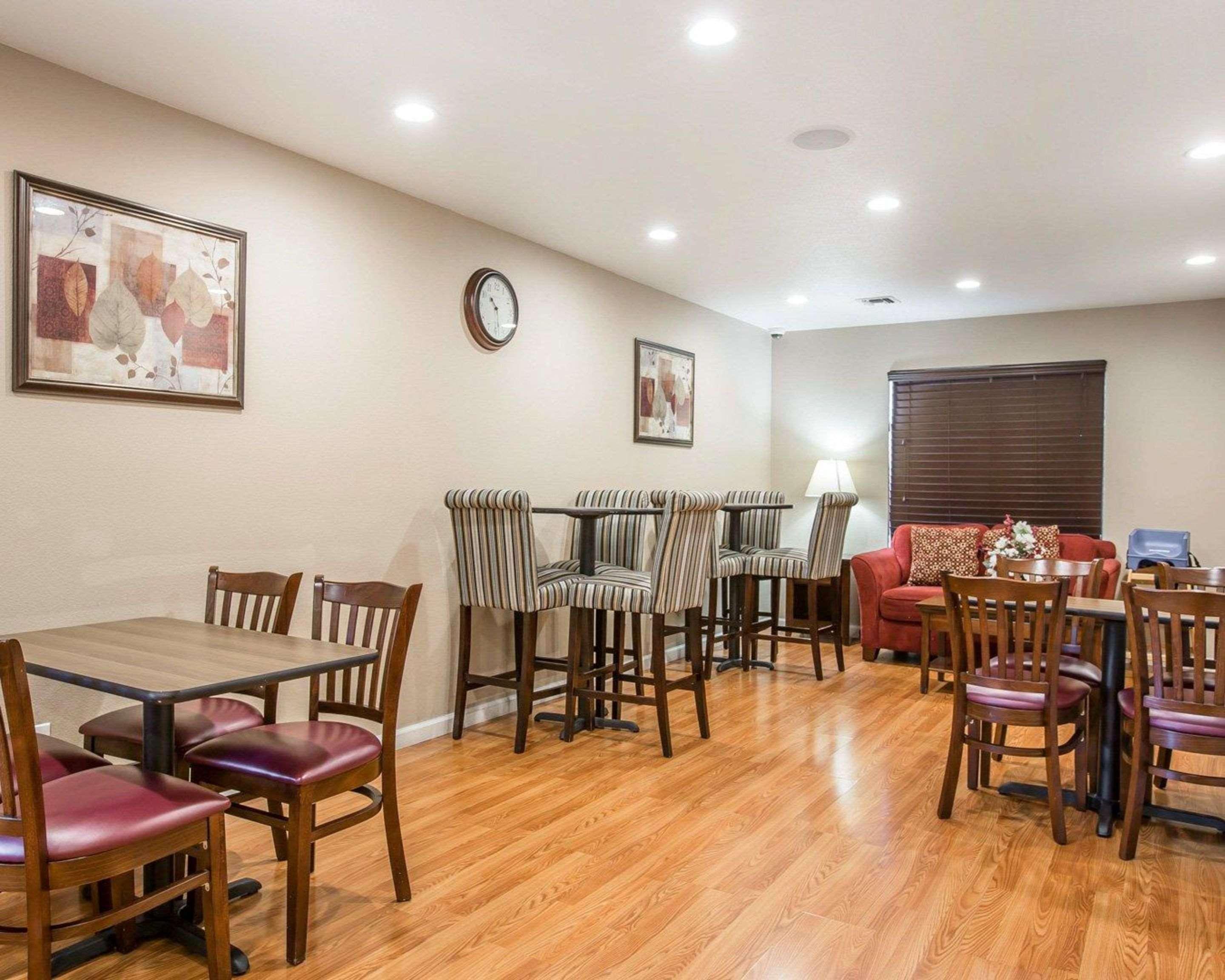 Quality Inn & Suites Woodland - Sacramento Airport Kültér fotó