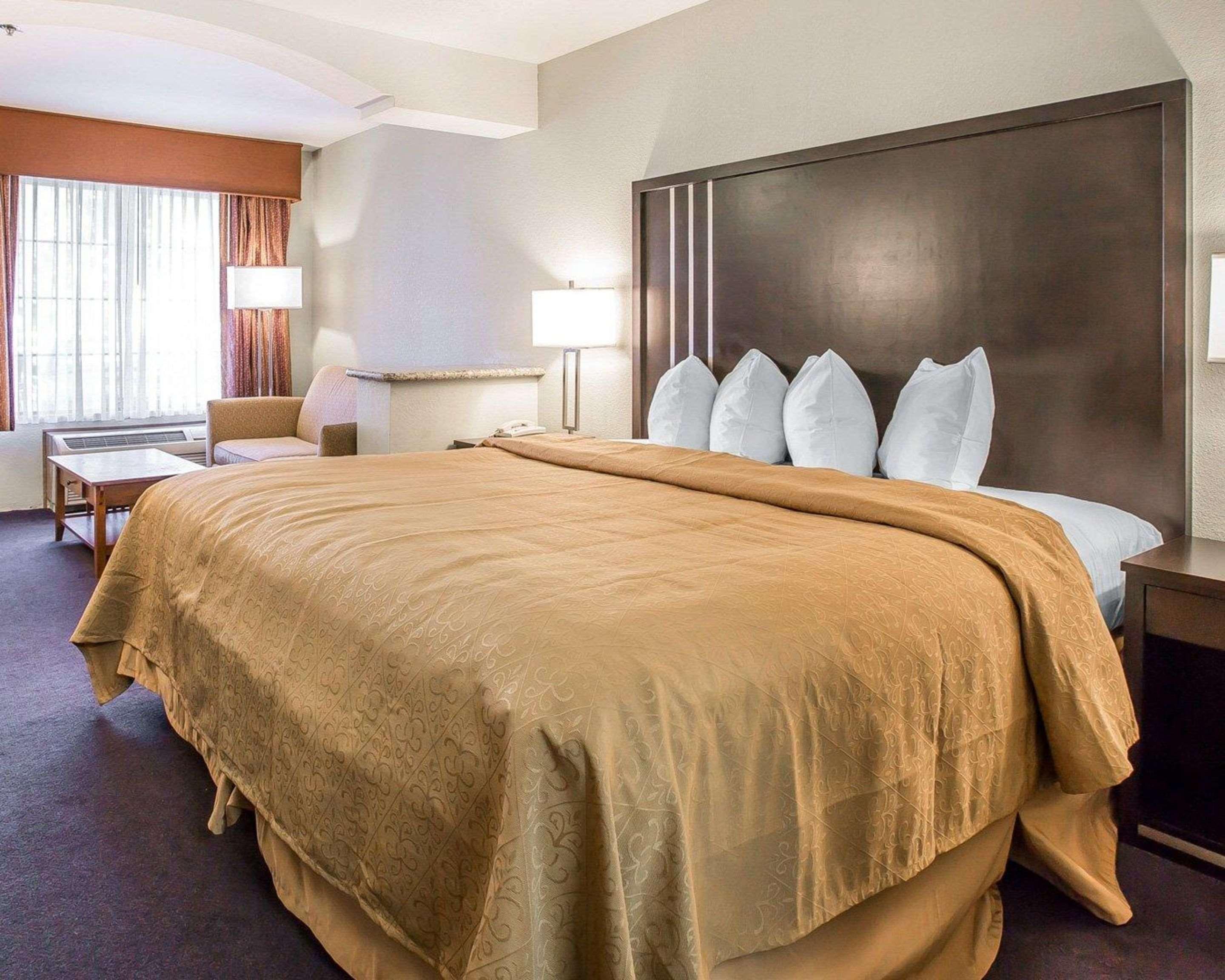 Quality Inn & Suites Woodland - Sacramento Airport Kültér fotó