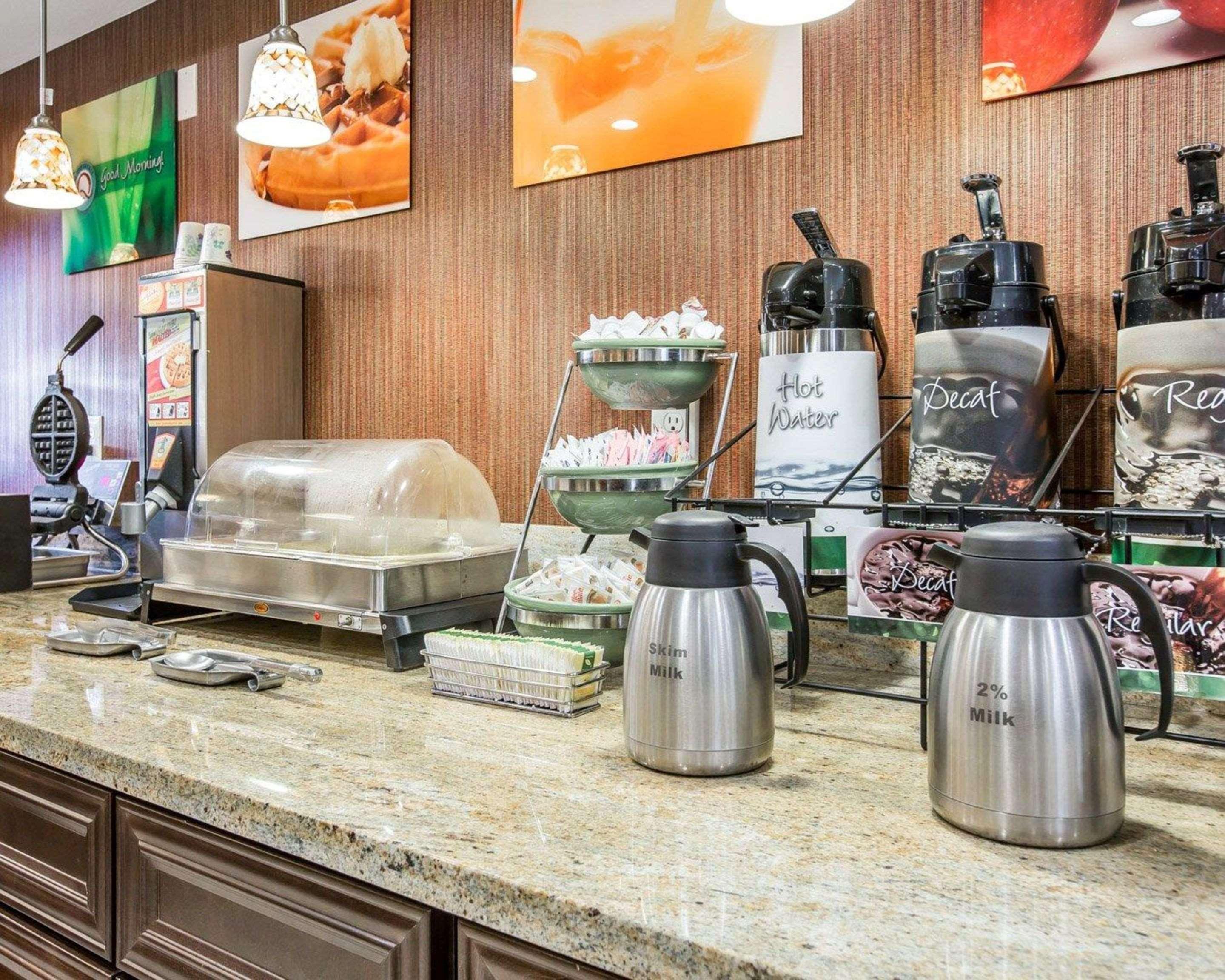Quality Inn & Suites Woodland - Sacramento Airport Kültér fotó