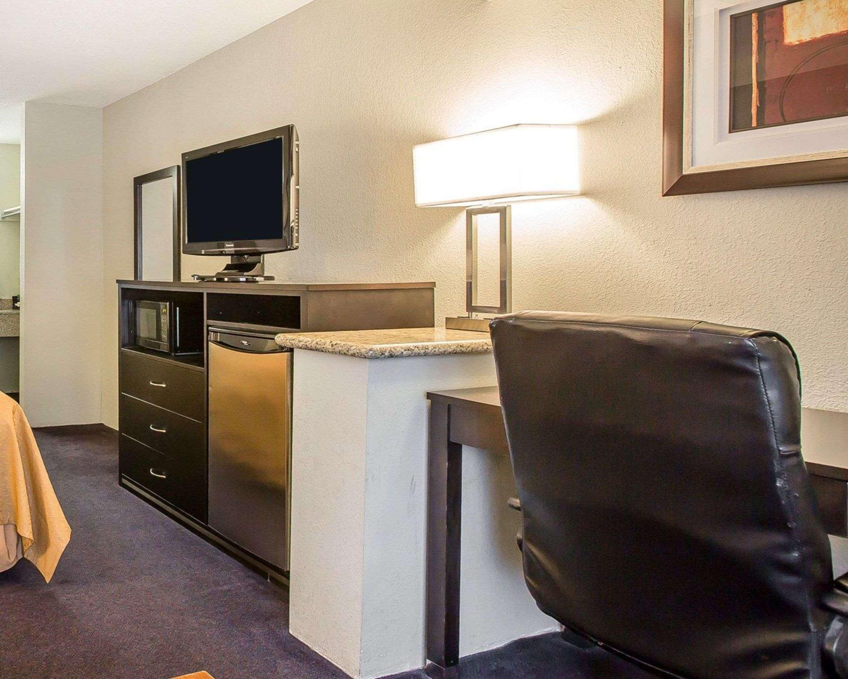 Quality Inn & Suites Woodland - Sacramento Airport Kültér fotó
