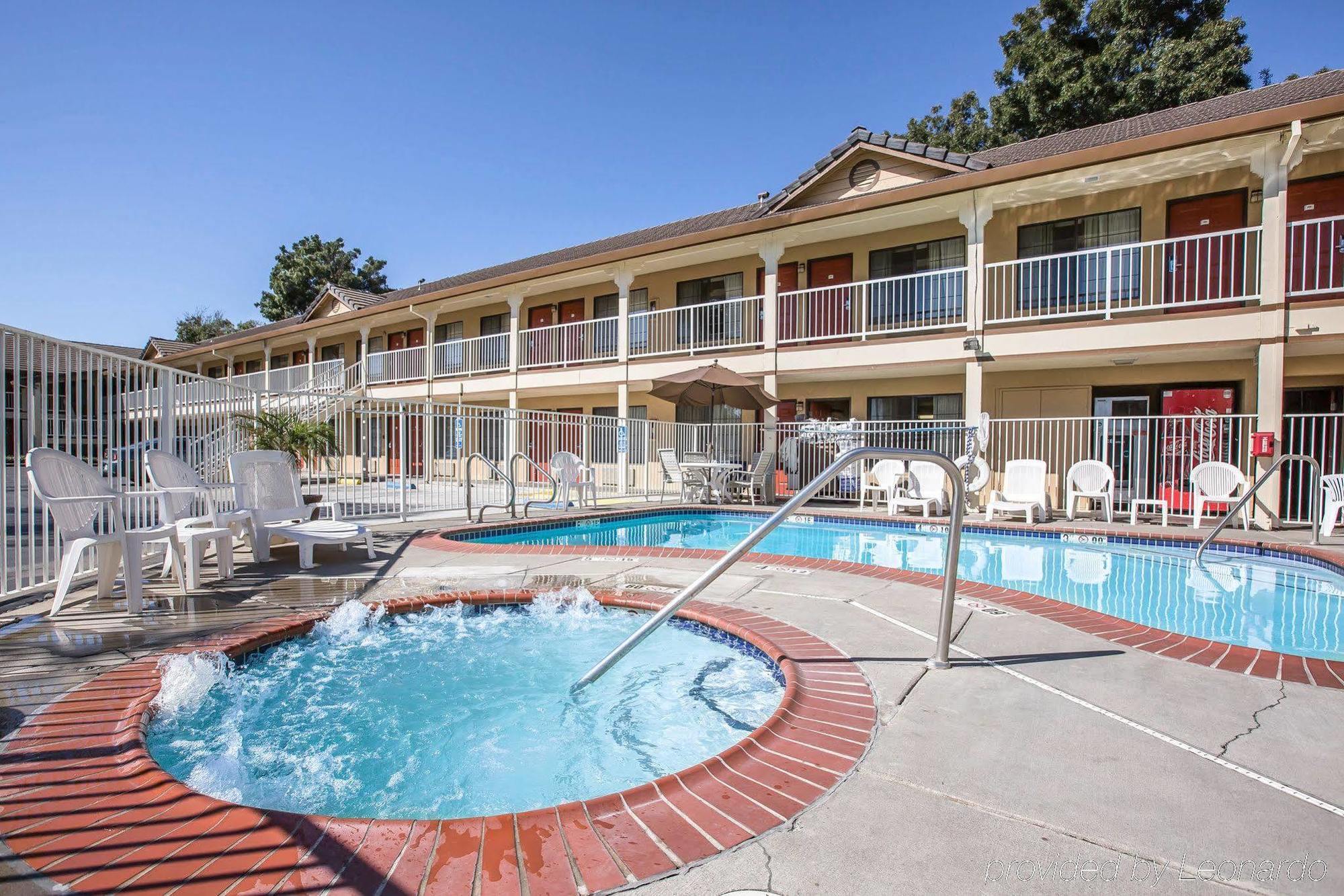 Quality Inn & Suites Woodland - Sacramento Airport Kültér fotó
